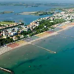 Inviting Close To The In Grado