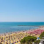 Apartament Inviting Close To The In Grado