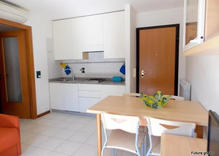 Inviting Close To The In Grado