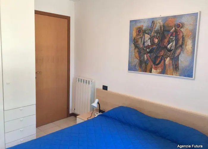 Inviting Close To The In Apartment